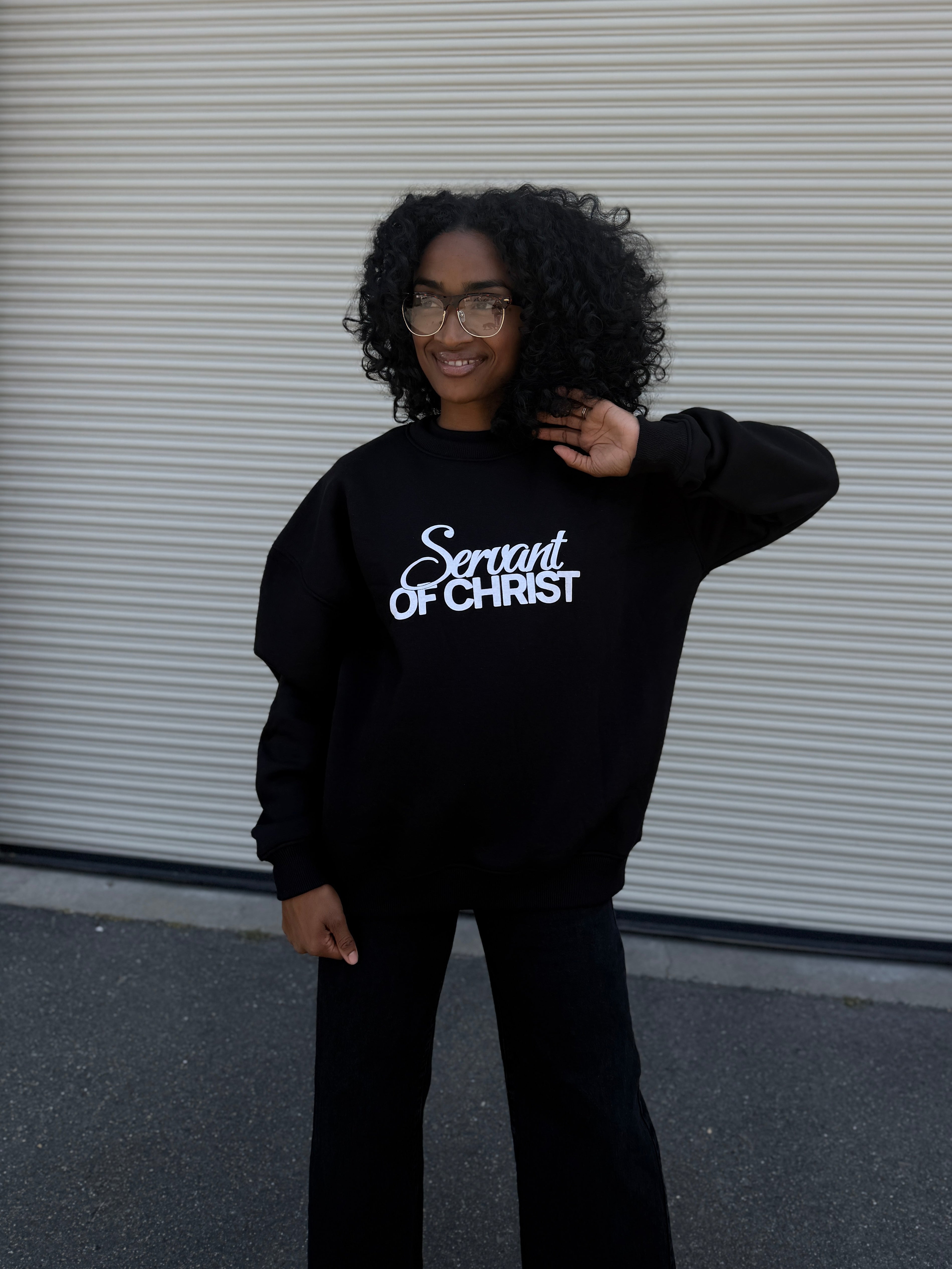 Servant of Christ Crewneck