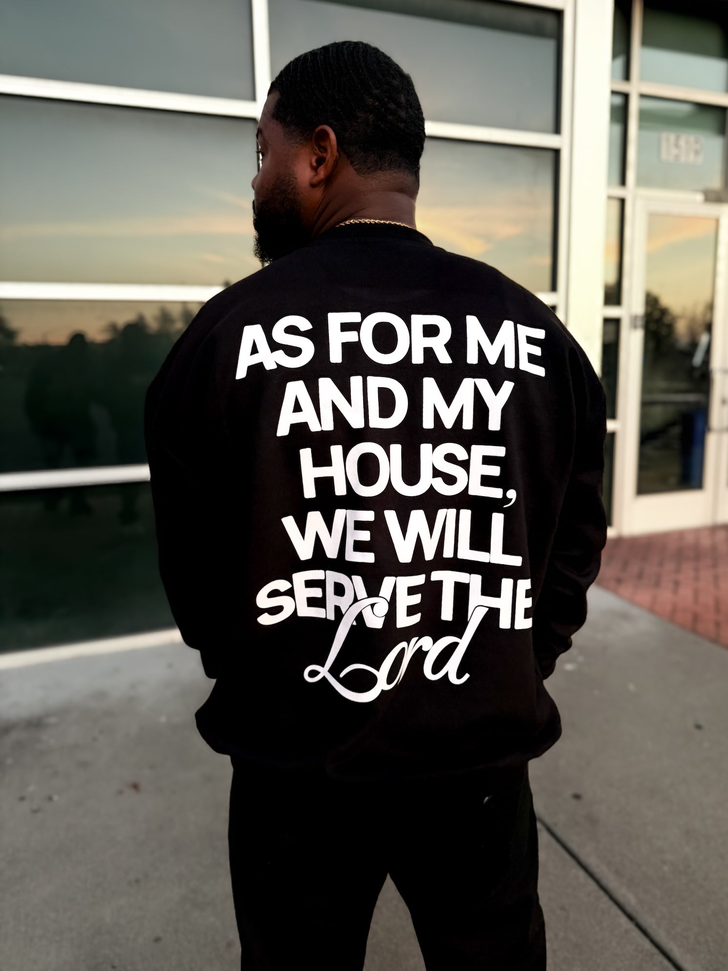 Servant of Christ Crewneck