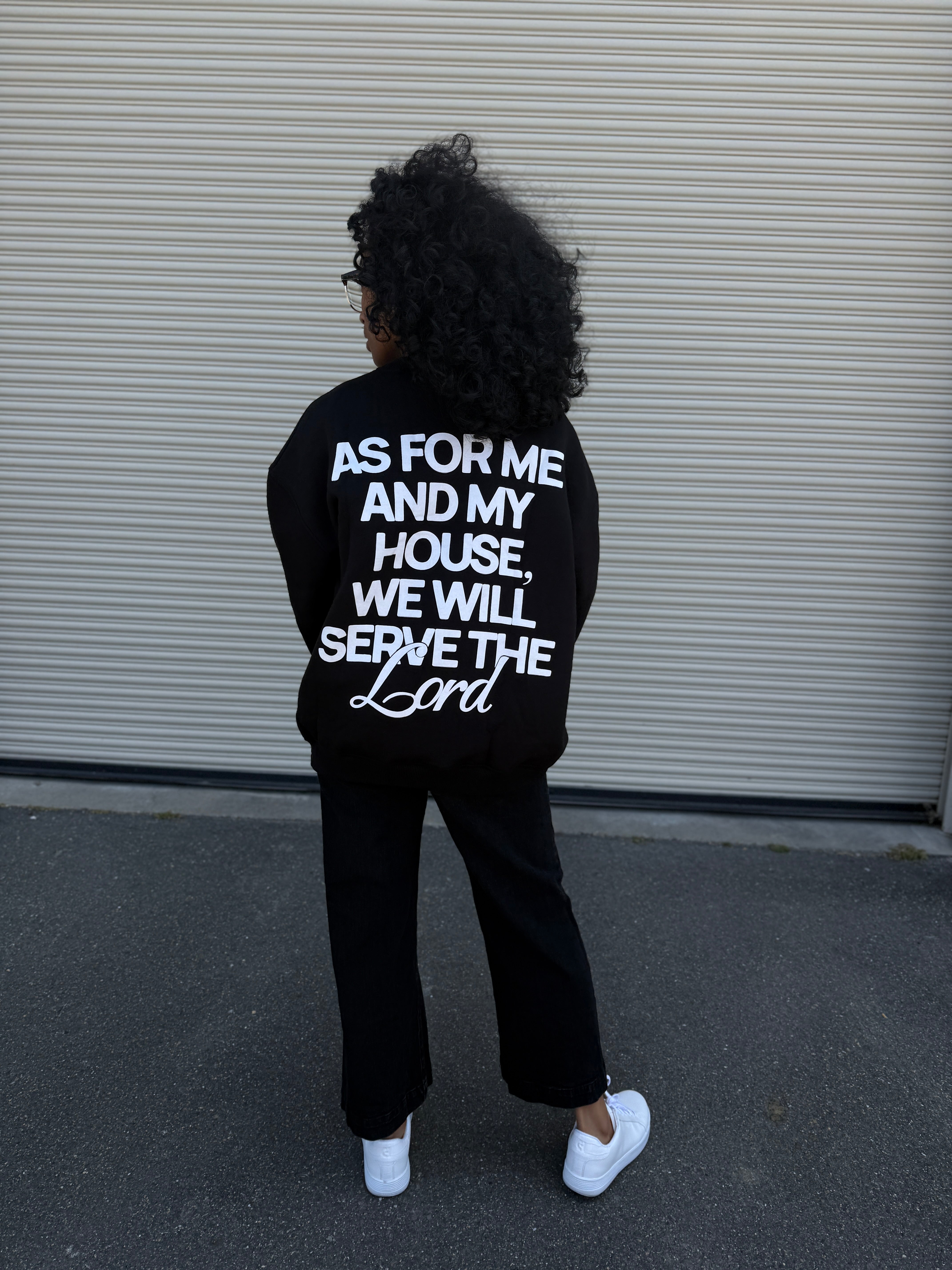 Servant of Christ Crewneck