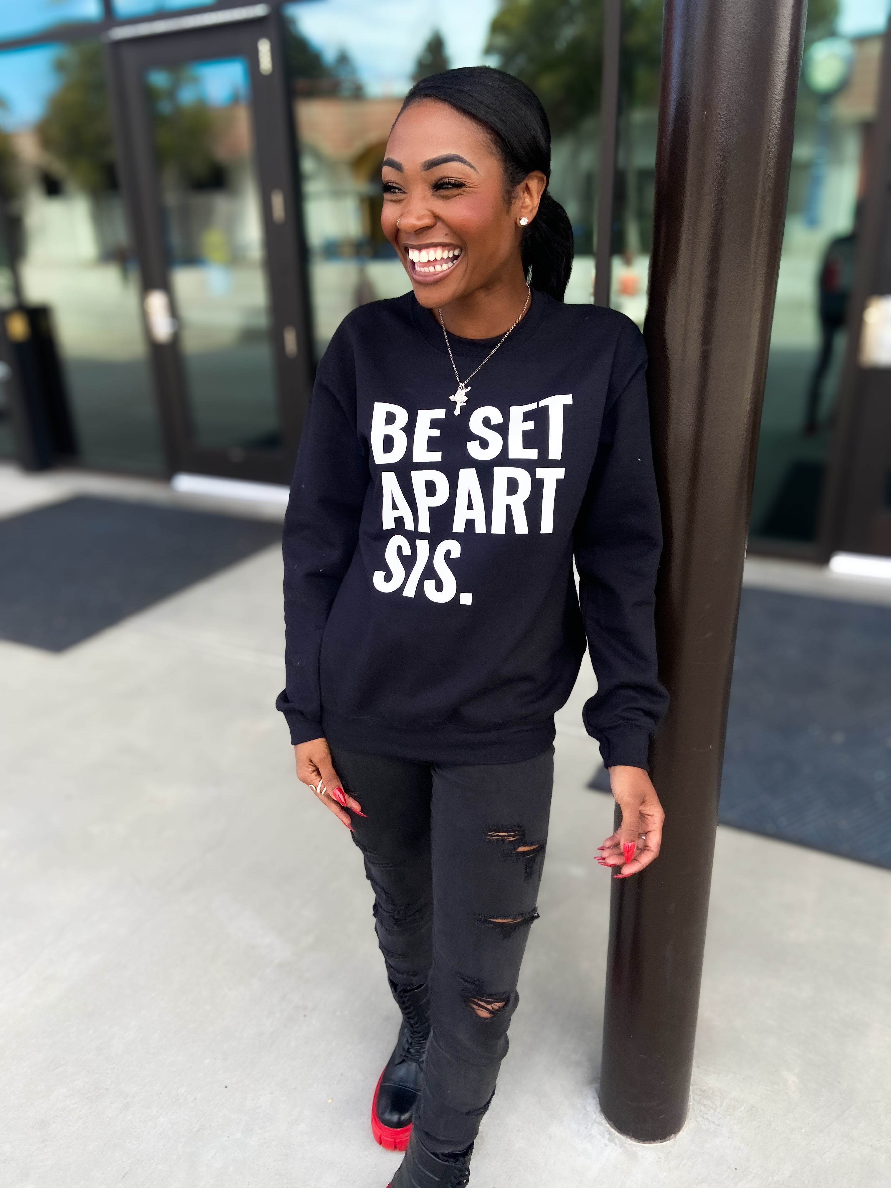 Be Set Apart Sis Crewneck